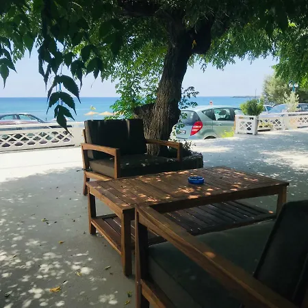 Stegna Dream アパート